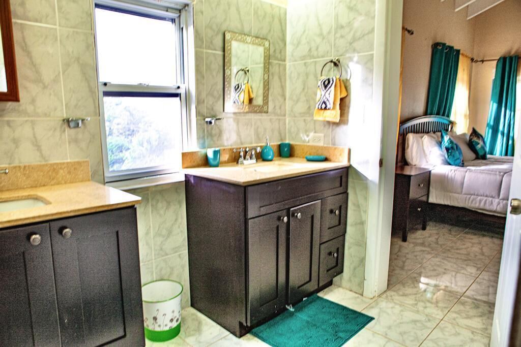 Photo of Bathroom in Estate Bordeaux