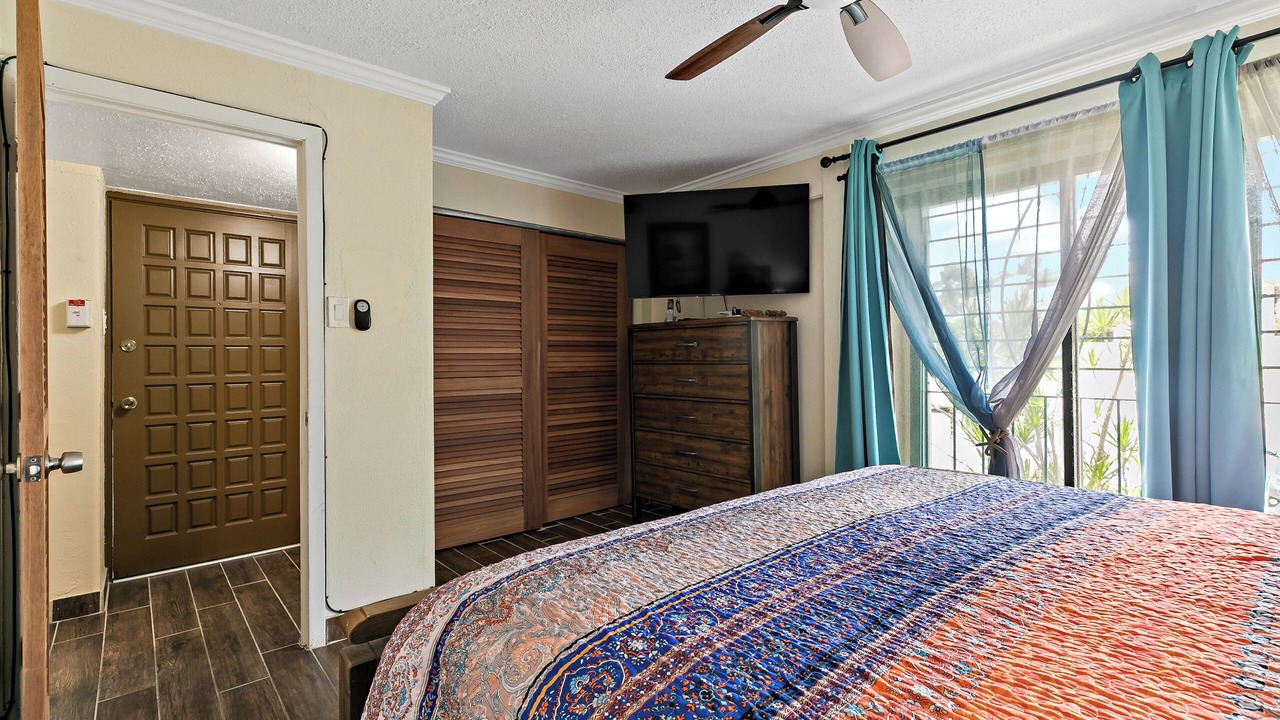Photo of Bedroom in Estate Golden Rock