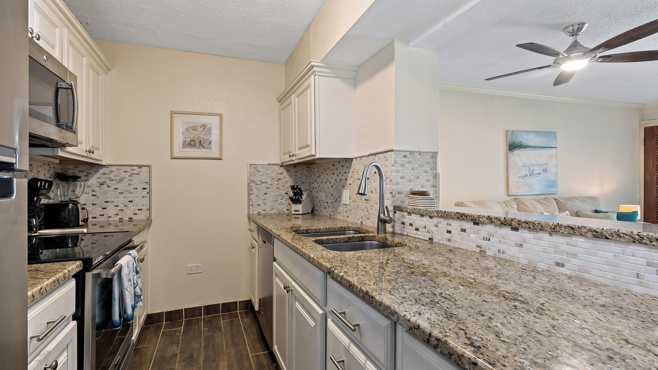 Photo of Kitchen in Estate Golden Rock