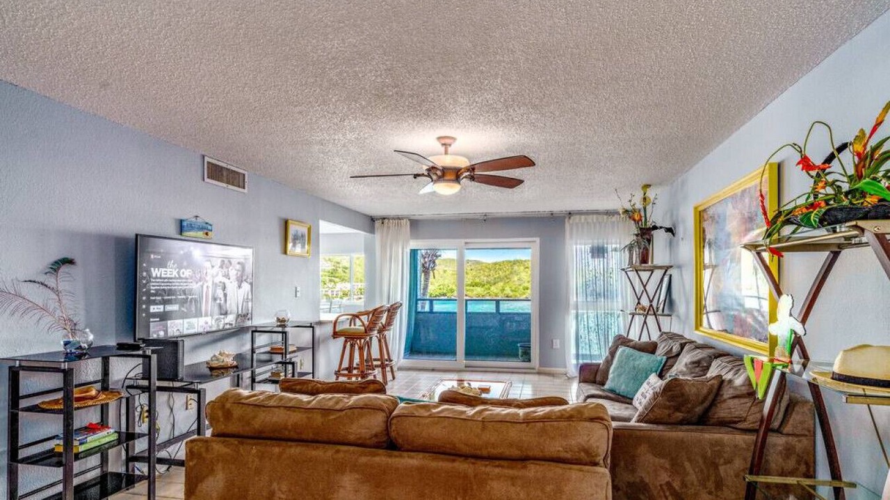 Photo of Livingroom in Bolongo Bay