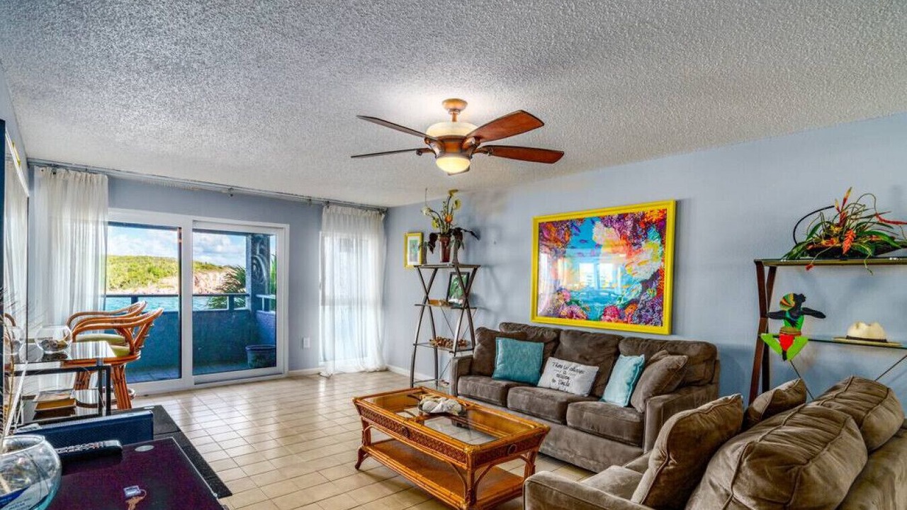 Photo of Livingroom in Bolongo Bay