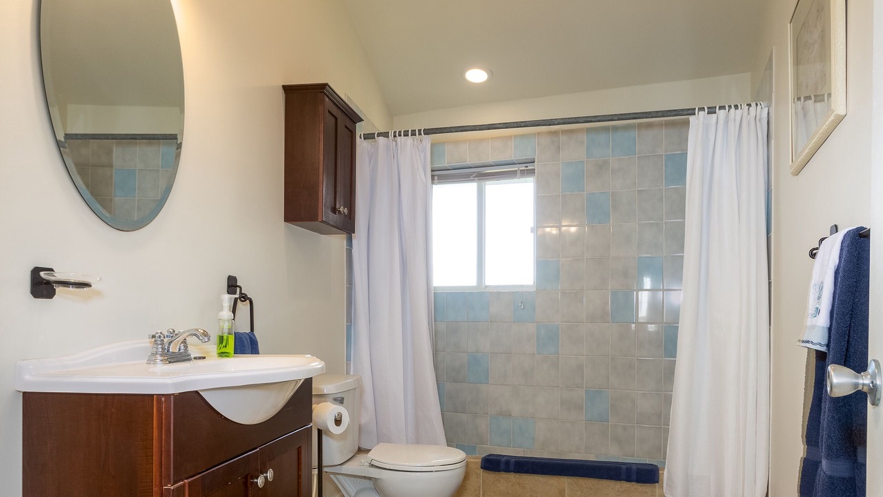 Photo of Bathroom in South Coast