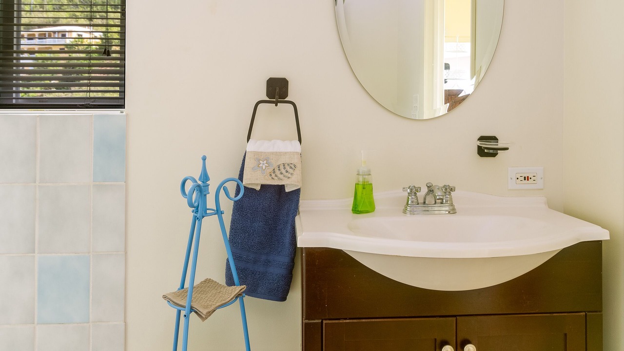 Photo of Bathroom in South Coast