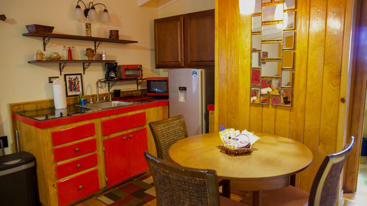 Photo of Kitchen in Estate Queens Quarter