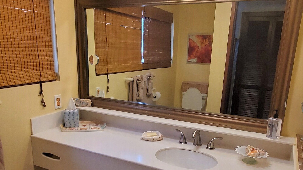 Photo of Bathroom in Red Hook