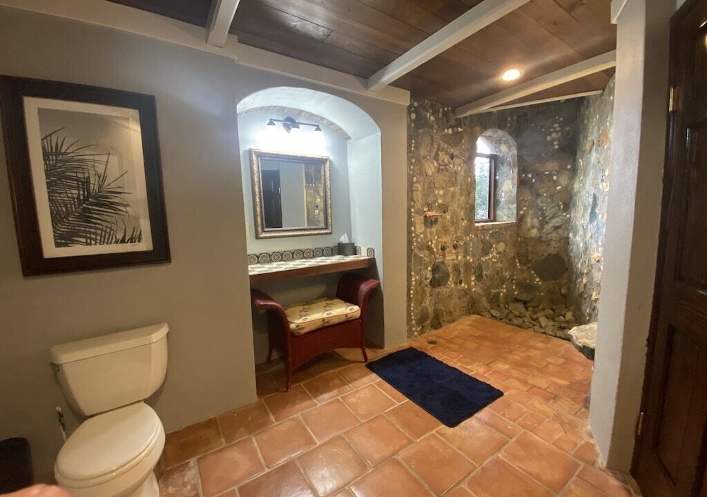 Photo of Bathroom in Estate Saint Quaco and Zimmerman