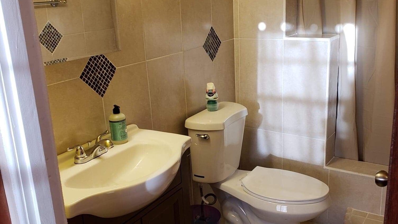 Photo of Bathroom in Estate Ruby