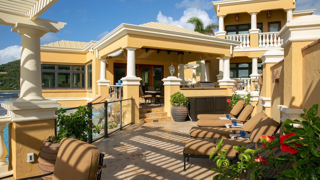 Photo of Patio Balcony in Estate Johns Folly