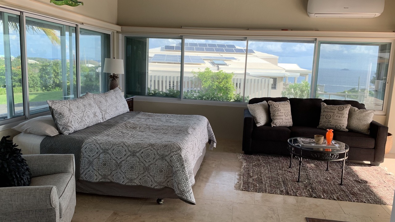 Photo of Livingroom in South Side