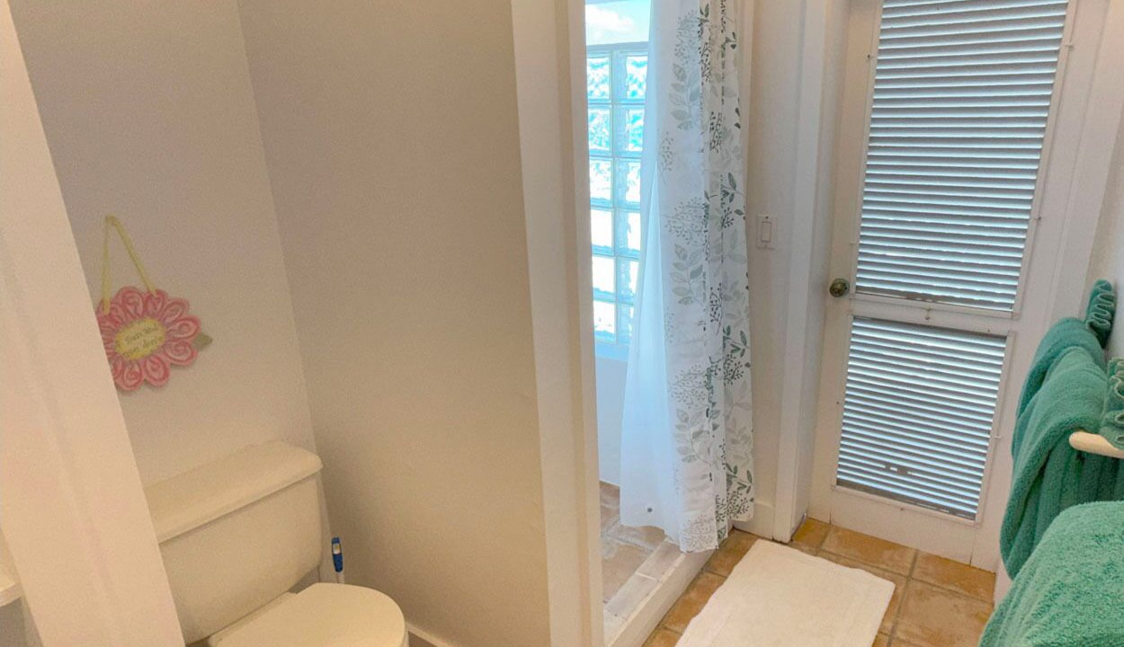 Photo of Bathroom in Hart Bay