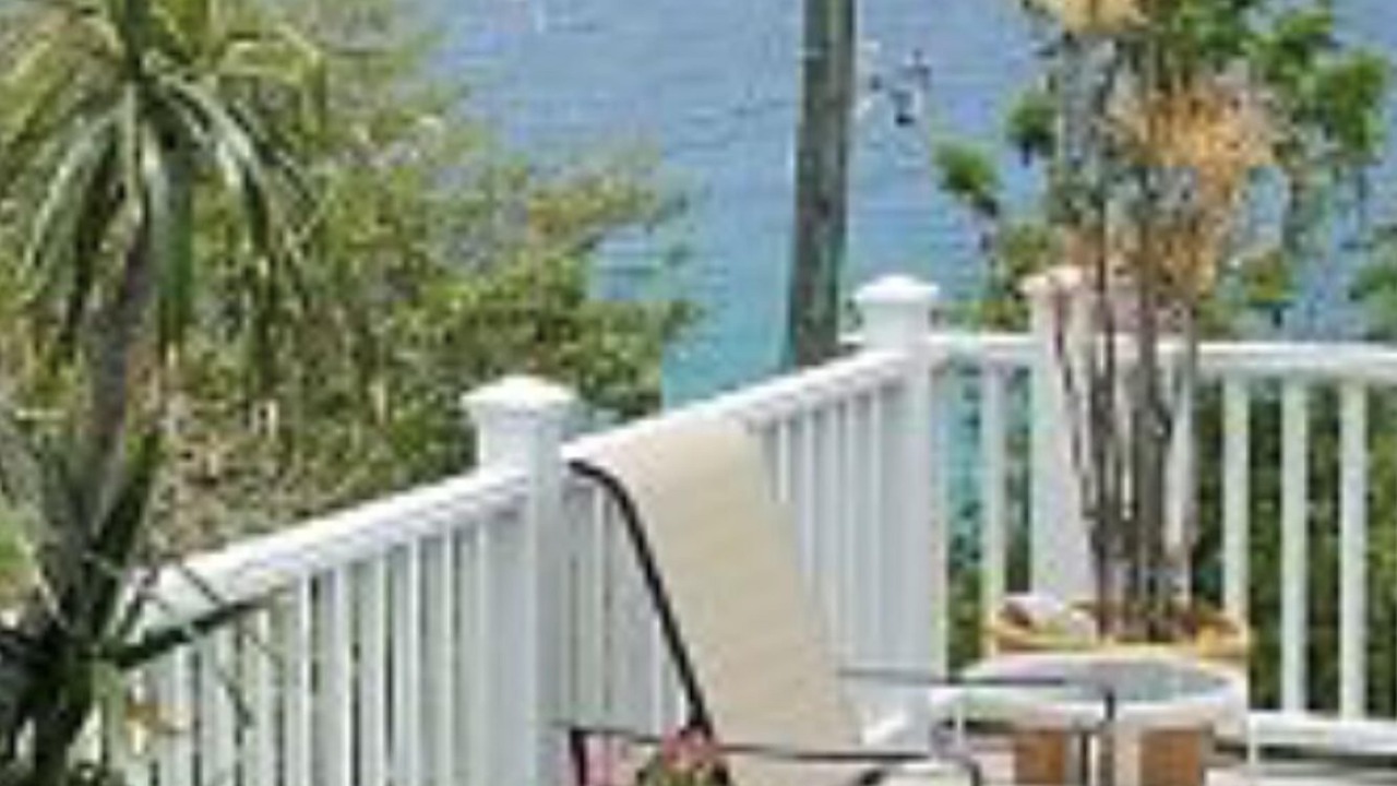 Photo of Patio Balcony in Hart Bay