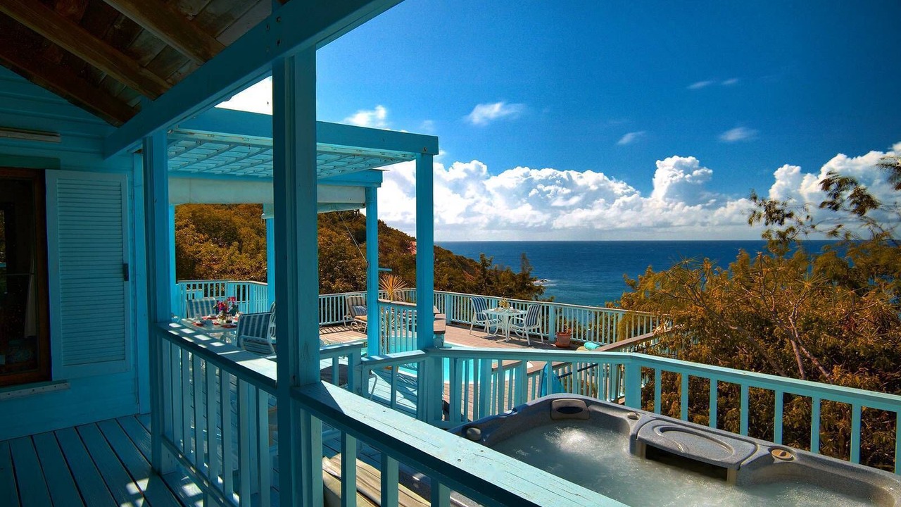 Photo of Patio Balcony in Hart Bay