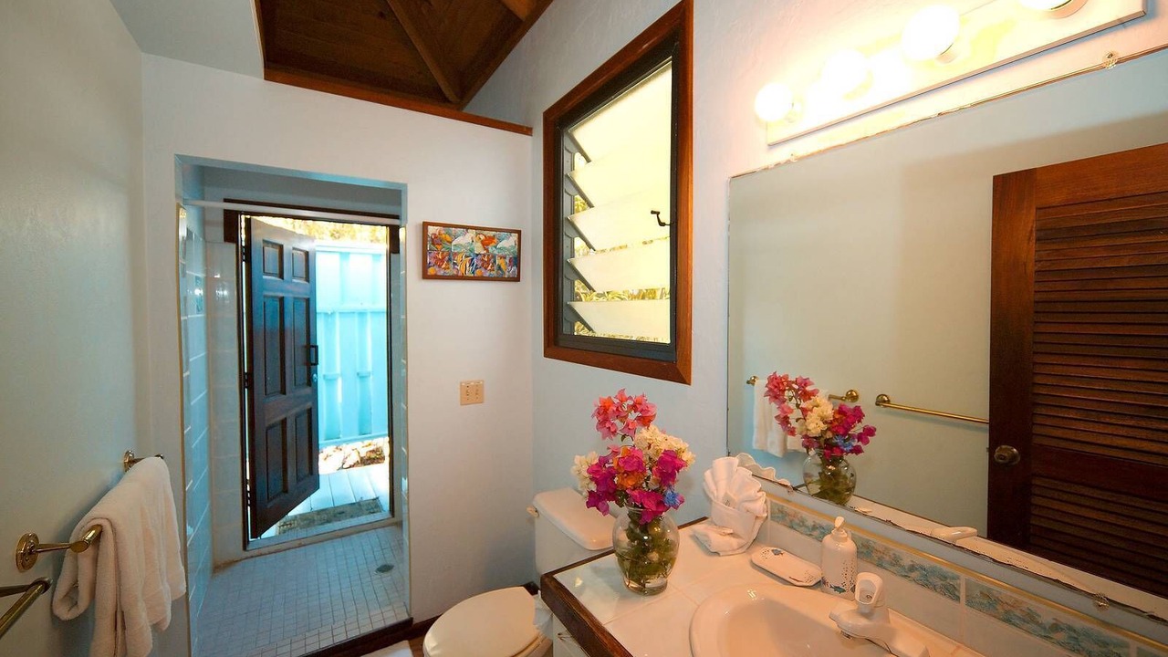 Photo of Bathroom in Hart Bay