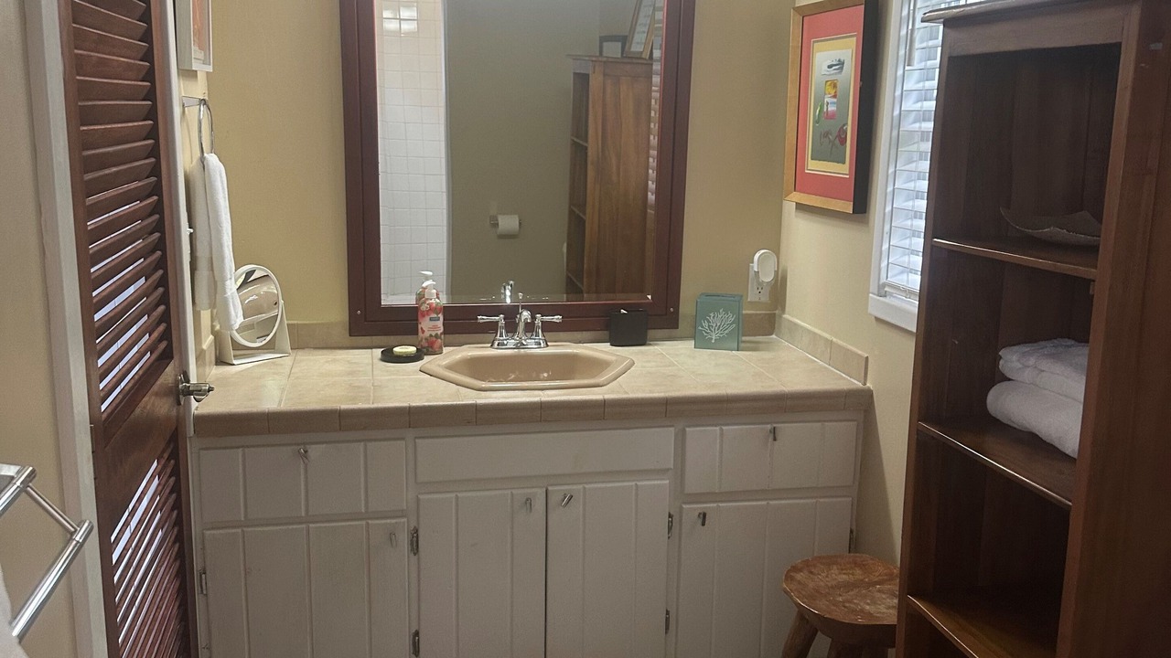 Photo of Bathroom in Estate Carolina