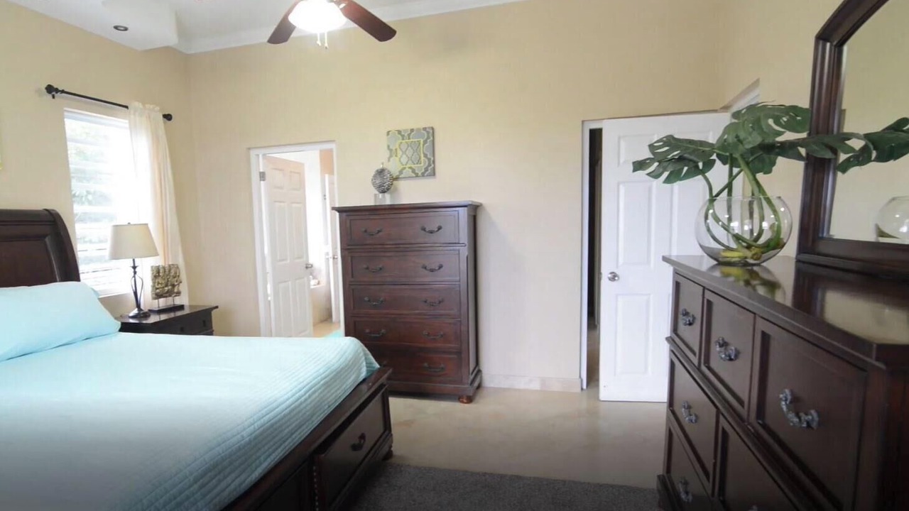 Photo of Bedroom in Anna's Retreat