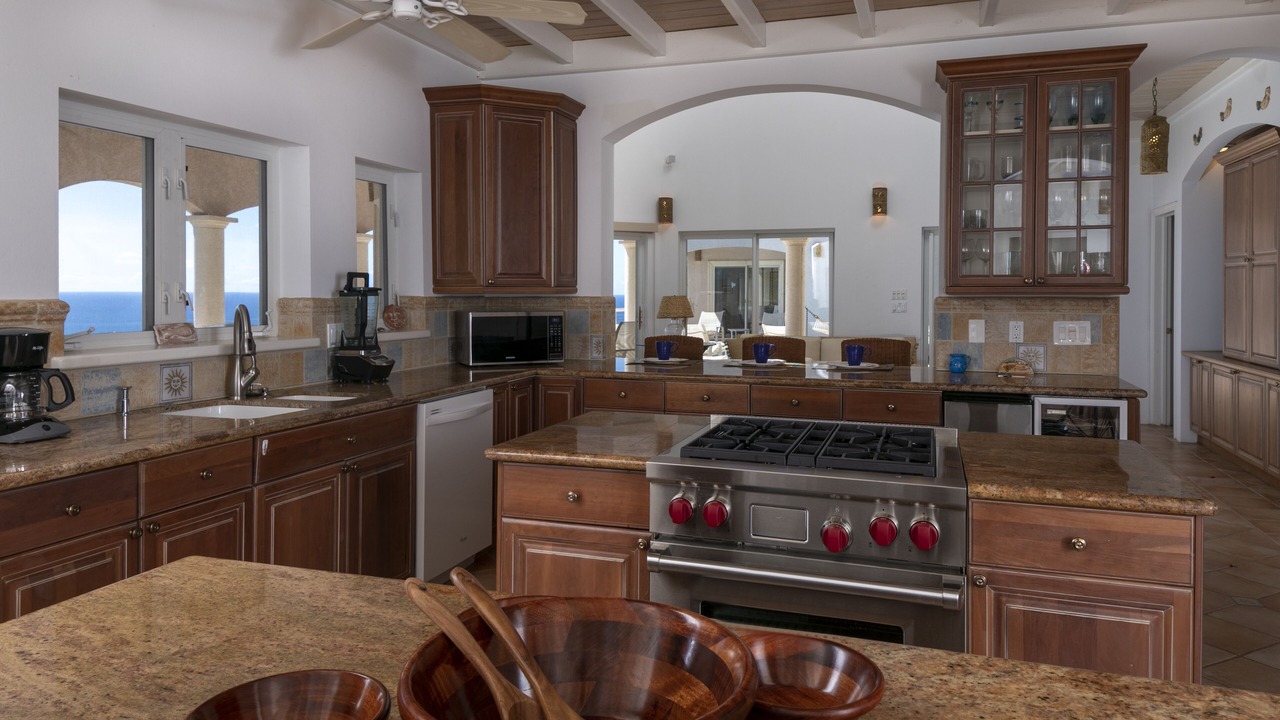 Photo of Kitchen in Point Rendezvous
