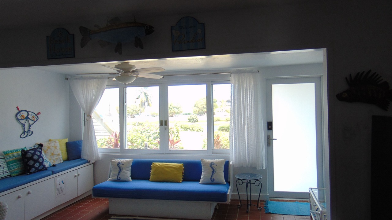 Photo of Livingroom in Cabes Point