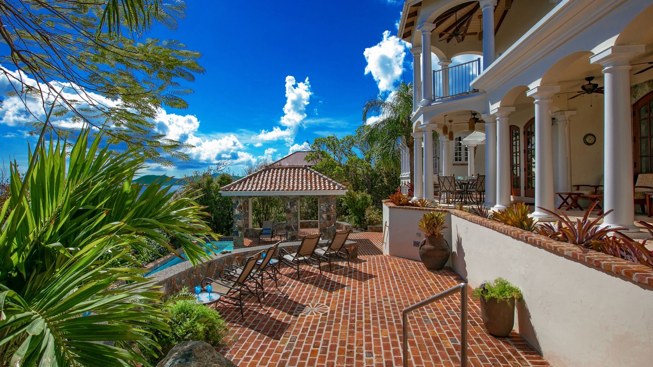 Photo of Patio Balcony in Great Cruz Bay