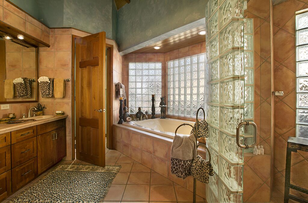 Photo of Bathroom in North Side