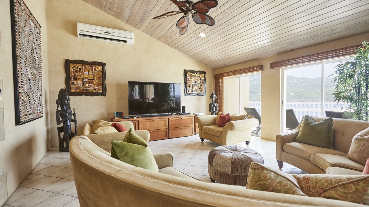 Photo of Livingroom in North Side