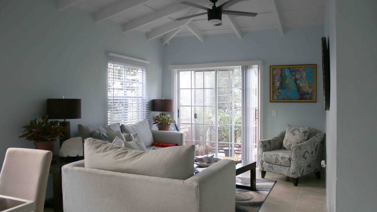 Photo of Livingroom in Estate Saint Peters