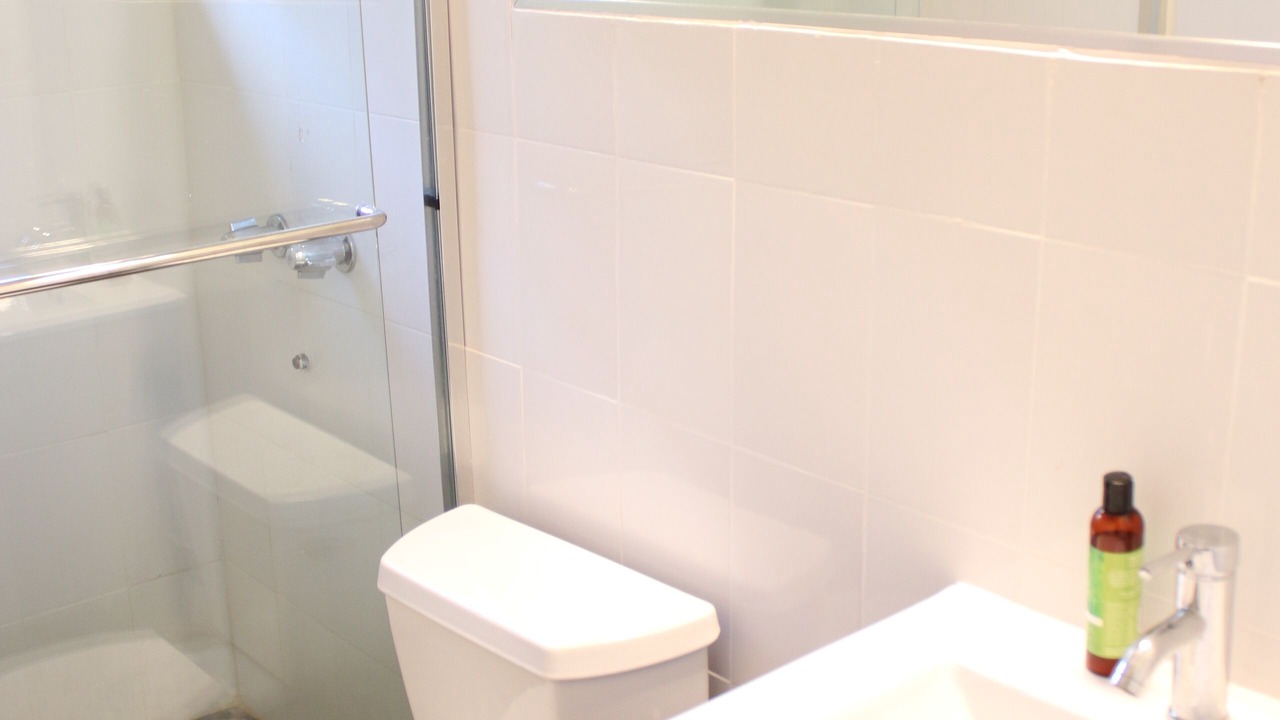 Photo of Bathroom in Estate Saint Peters