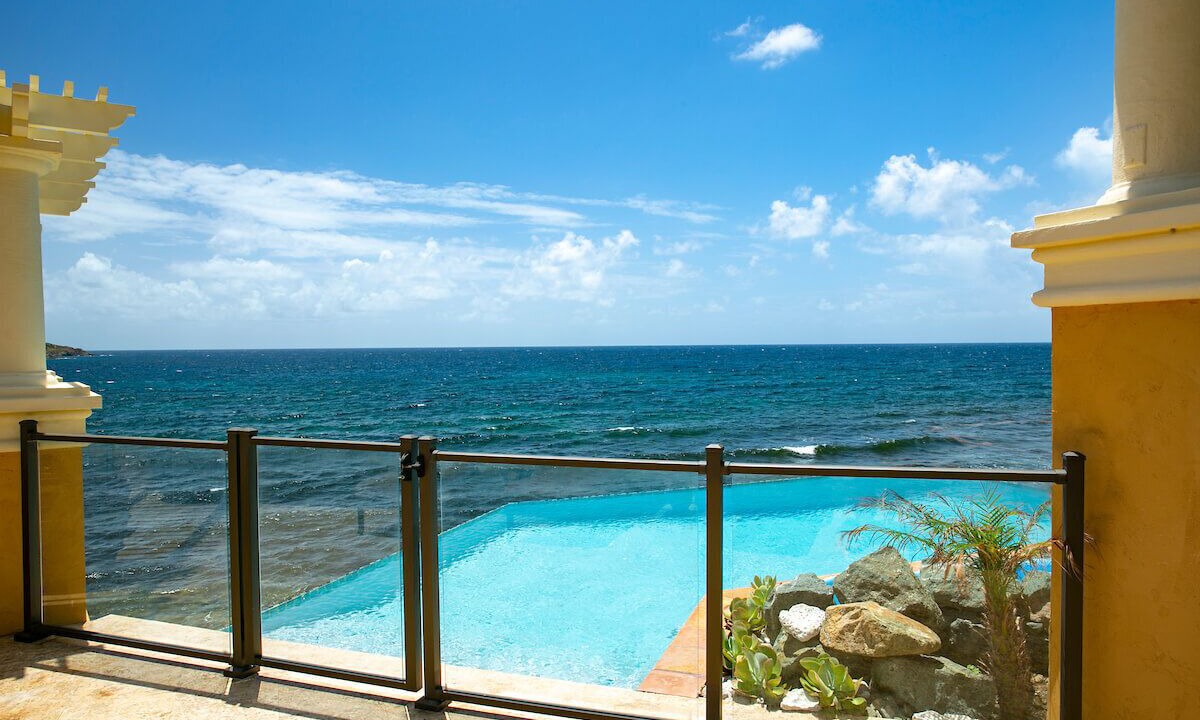 Photo of Outdoor in Estate Johns Folly