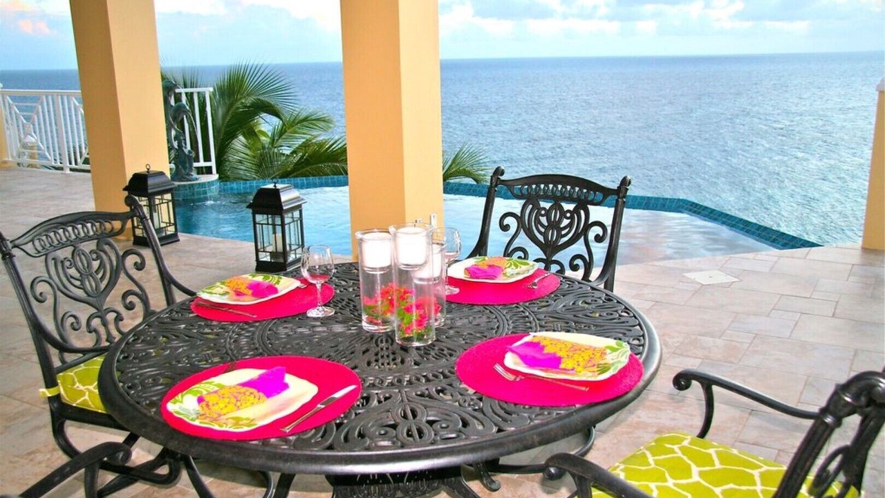 Photo of Outdoor in Grapetree
