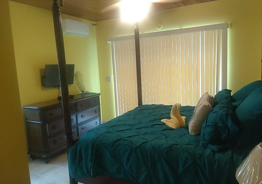 Photo of Bedroom in Estate Salt River