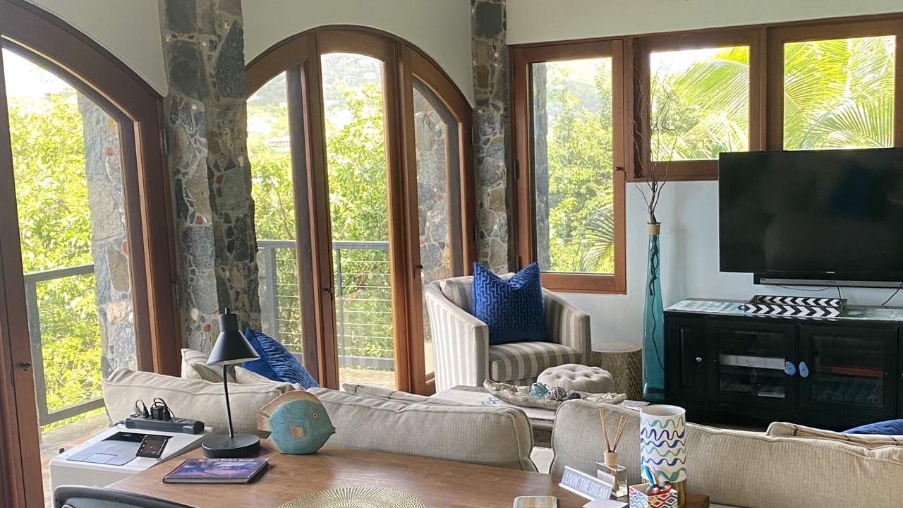 Photo of Livingroom in Great Cruz Bay