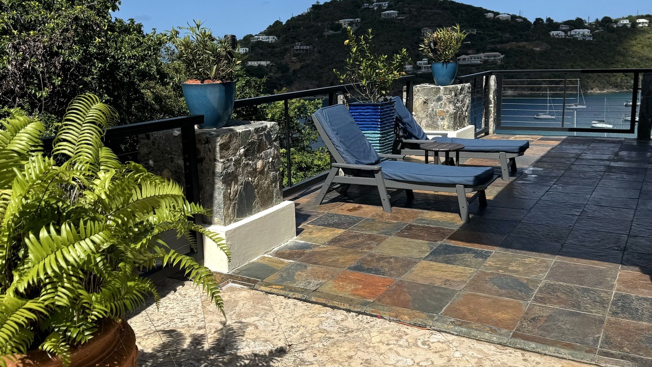 Photo of Patio Balcony in Great Cruz Bay