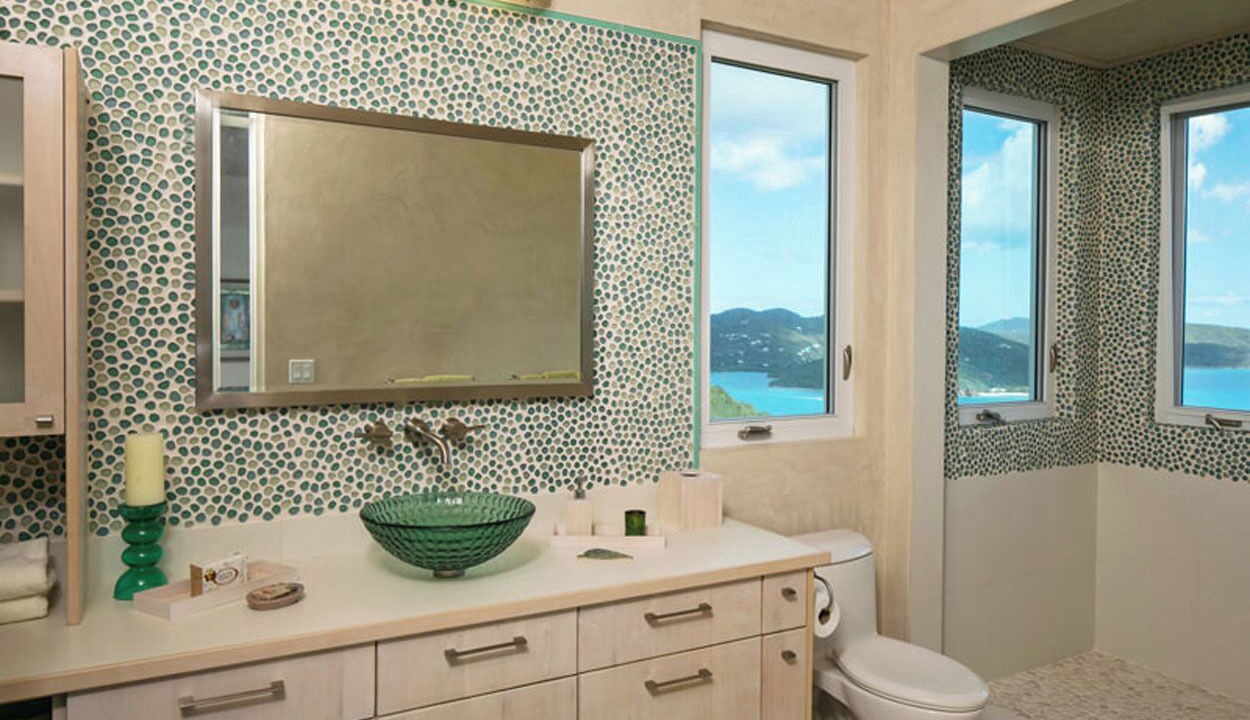 Photo of Bathroom in Estate Saint Quaco and Zimmerman