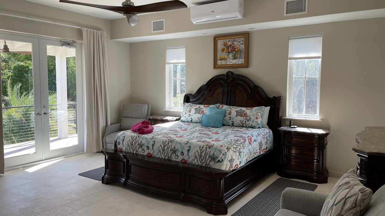 Photo of Bedroom in Hart Bay