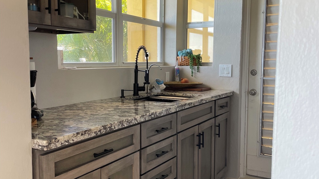 Photo of Kitchen in Estate Green Cay