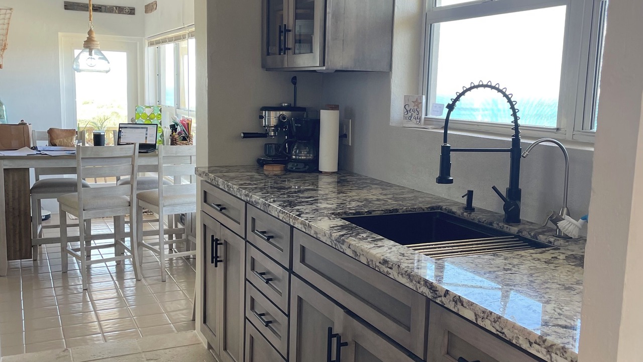 Photo of Kitchen in Estate Green Cay