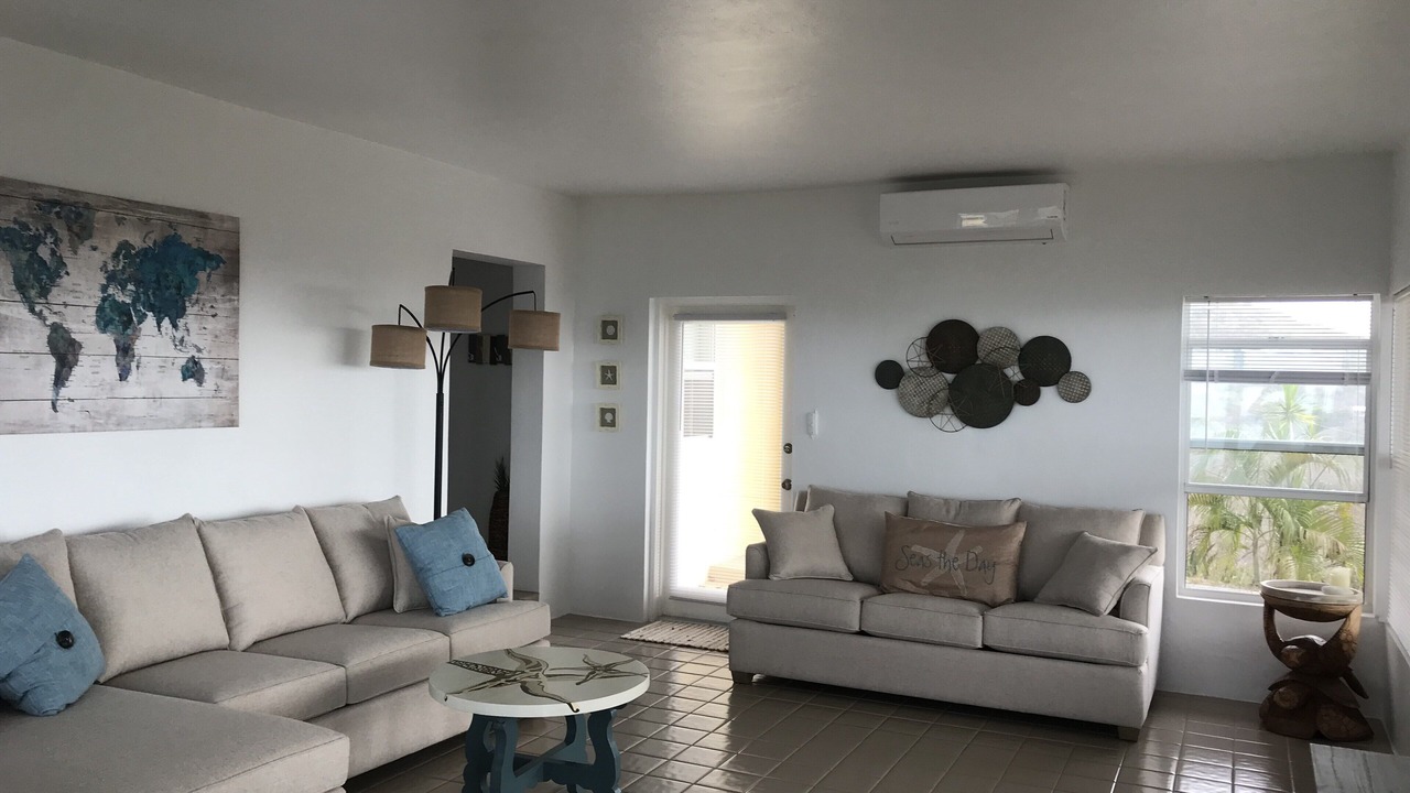 Photo of Livingroom in Estate Green Cay