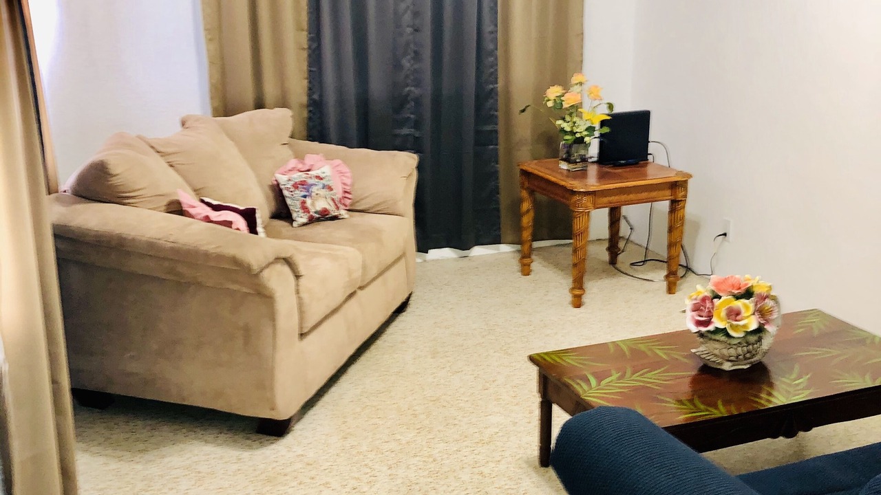 Photo of Livingroom in Orange Grove