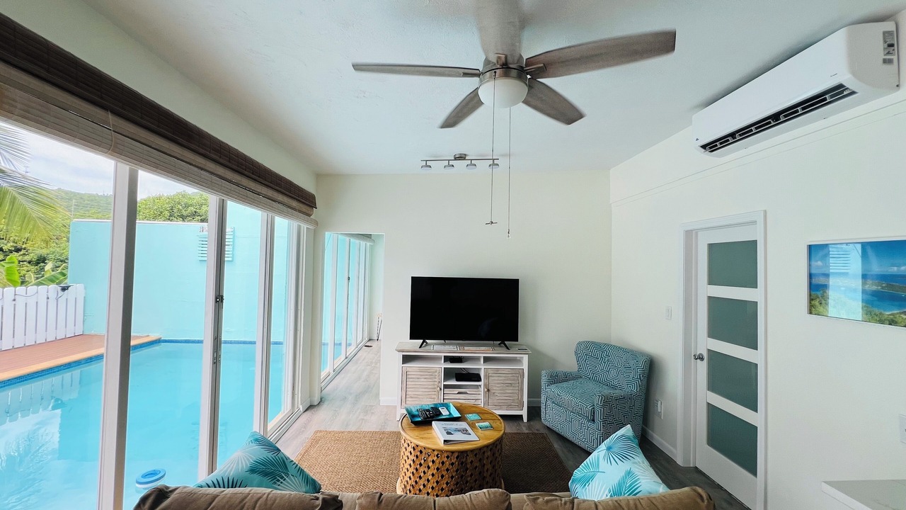 Photo of Livingroom in Cabes Point