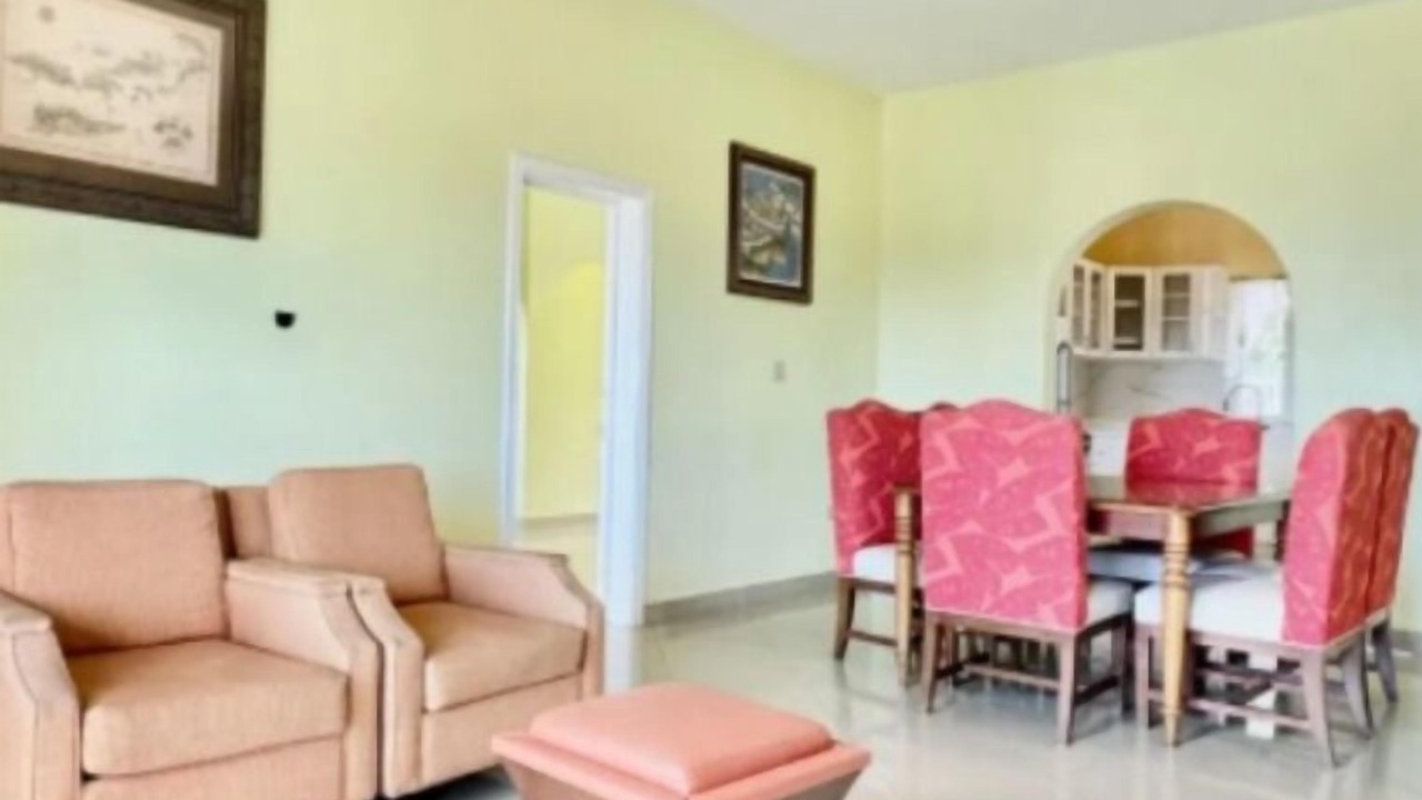 Photo of Livingroom in Benner