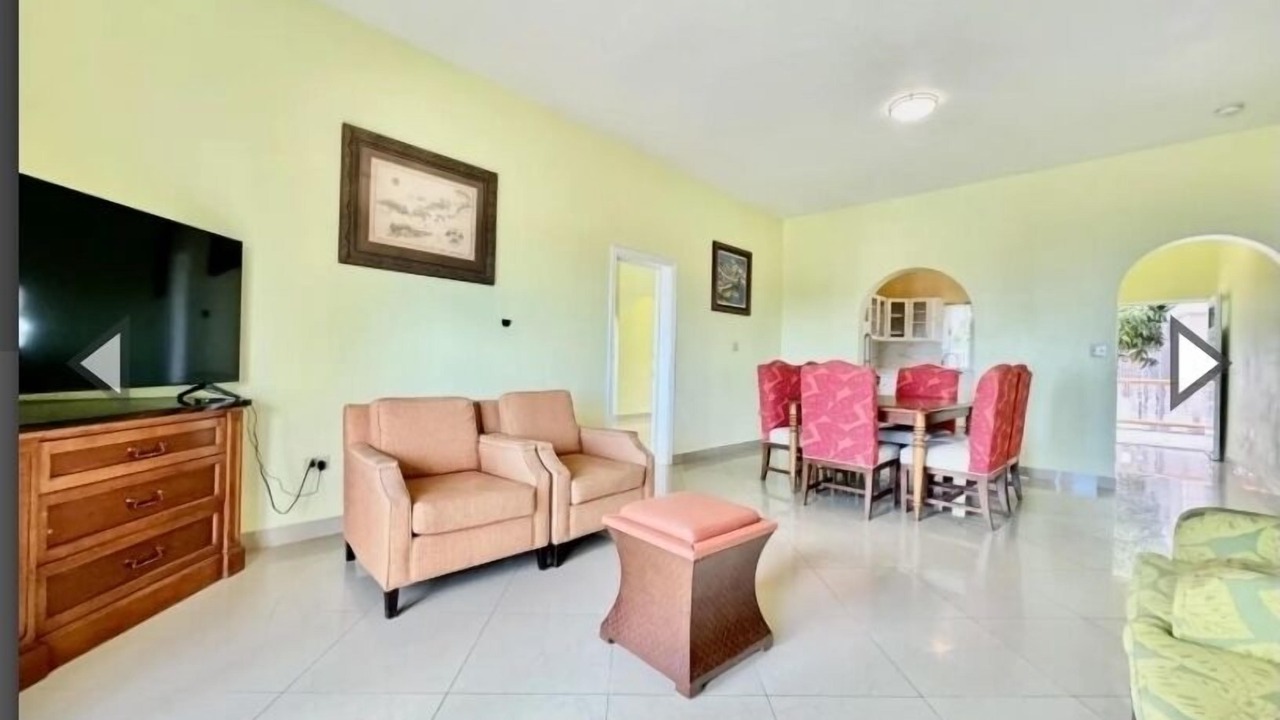 Photo of Livingroom in Benner