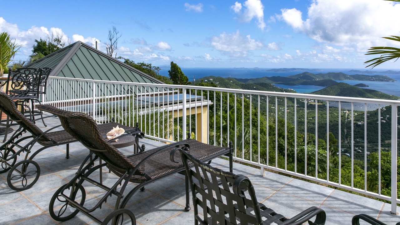 Photo of Patio Balcony in Estate Carolina