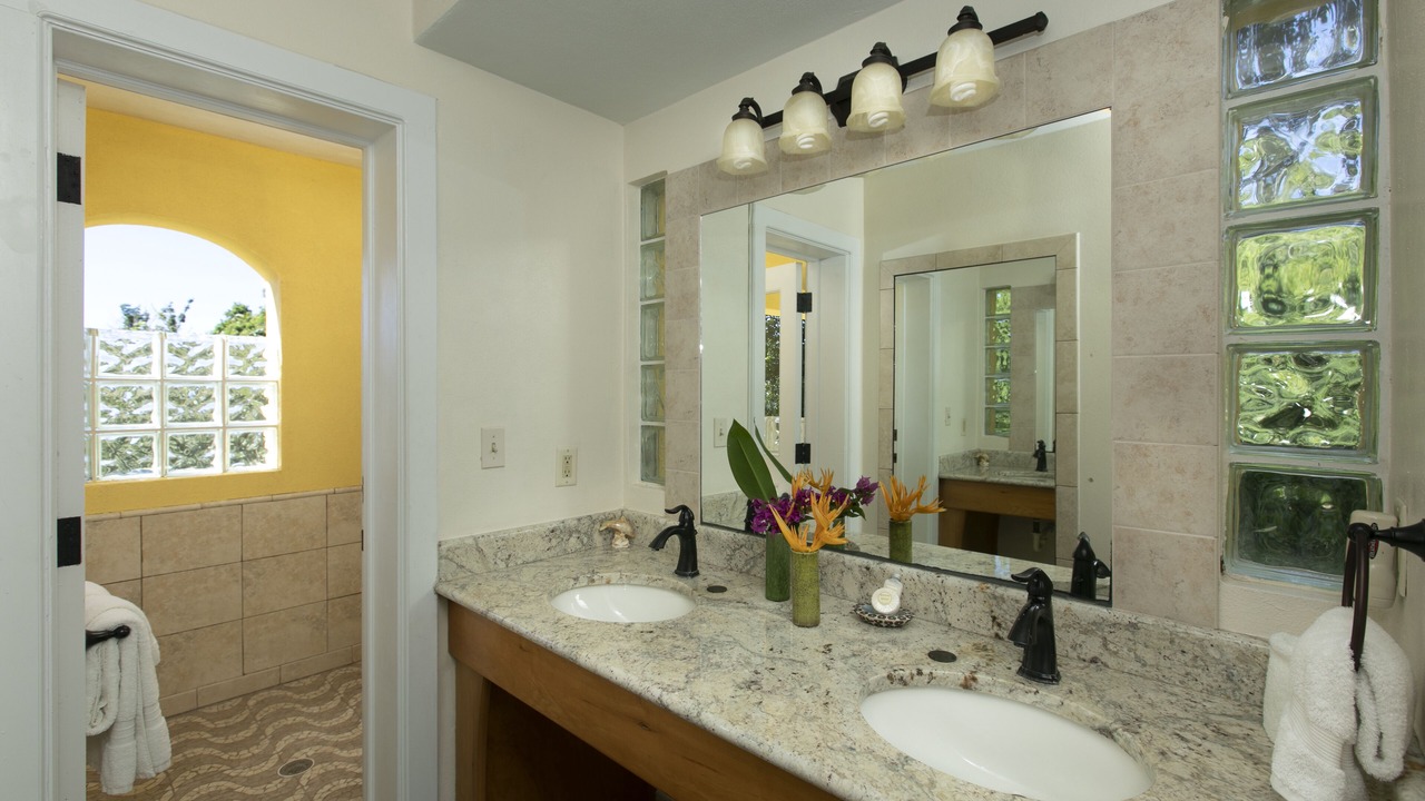 Photo of Bathroom in Estate Carolina