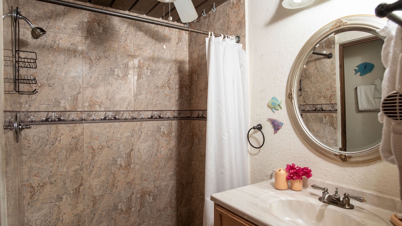 Photo of Bathroom in Frydendal