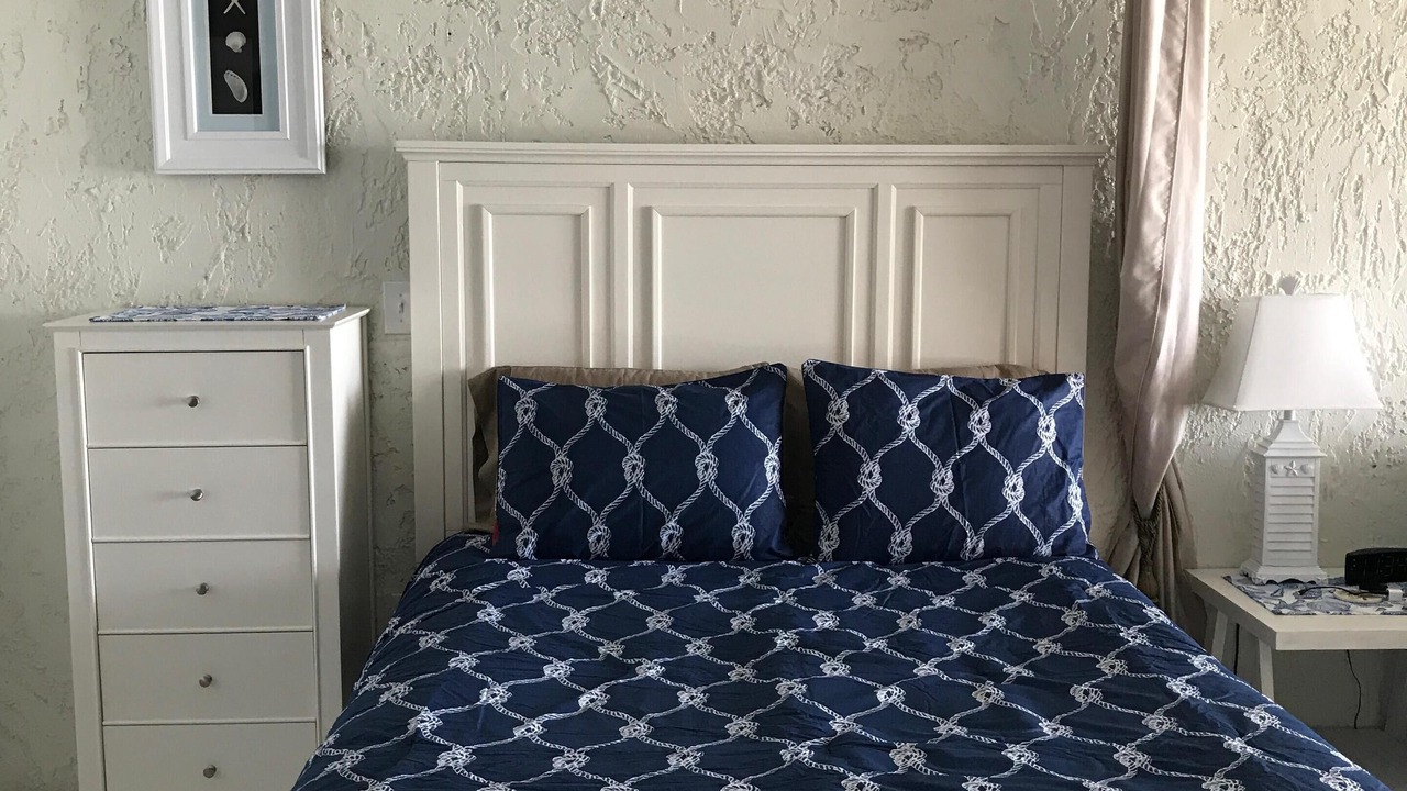 Photo of Bedroom in Red Hook
