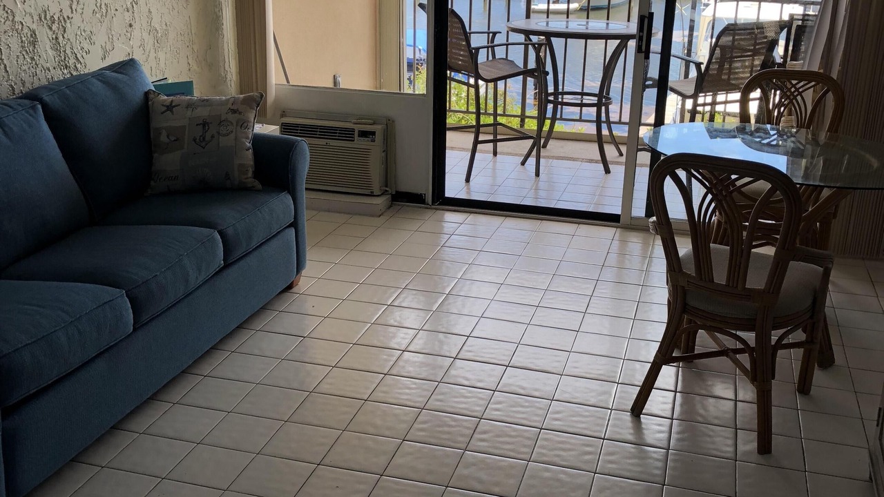 Photo of Livingroom in Red Hook