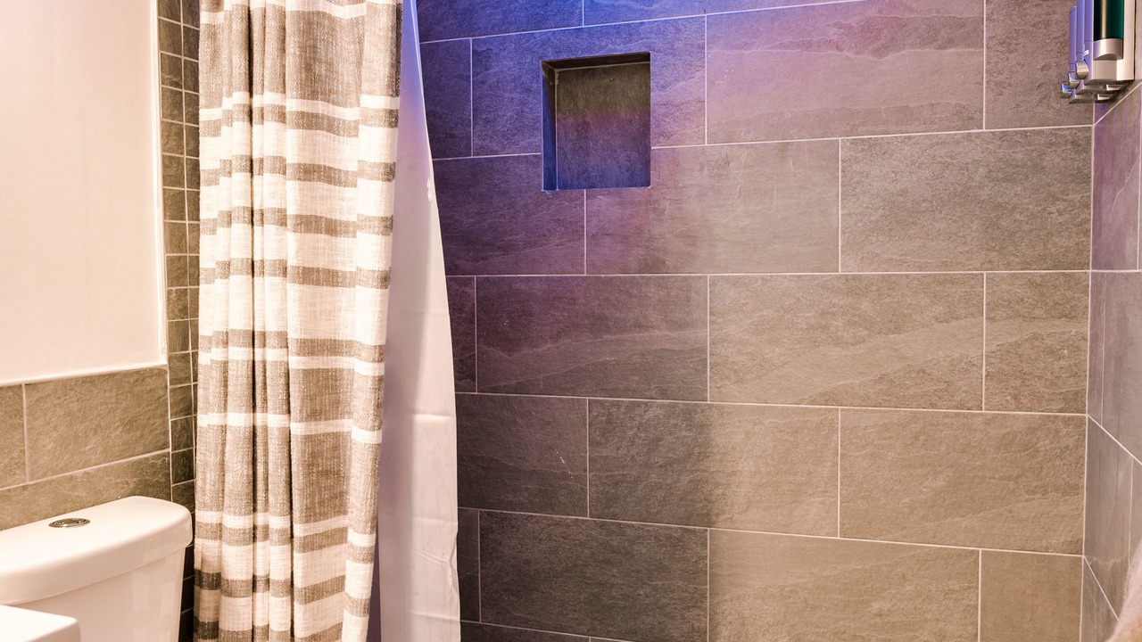 Photo of Bathroom in Red Hook