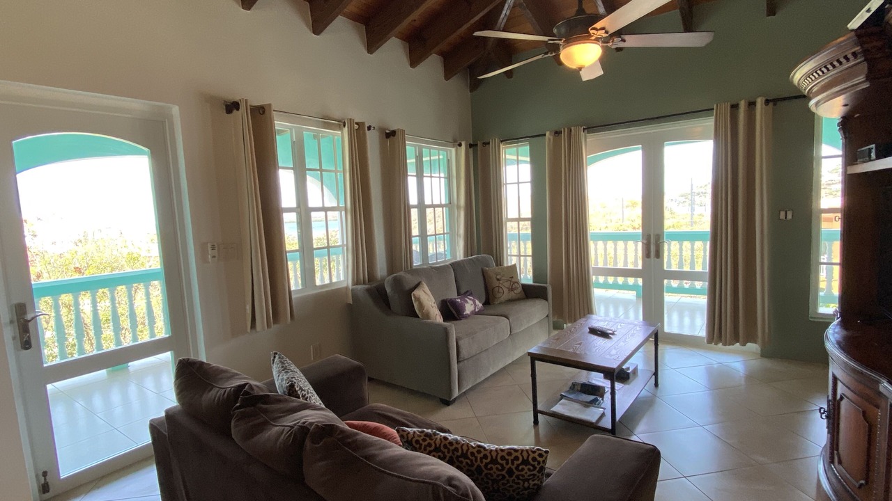 Photo of Livingroom in Benner