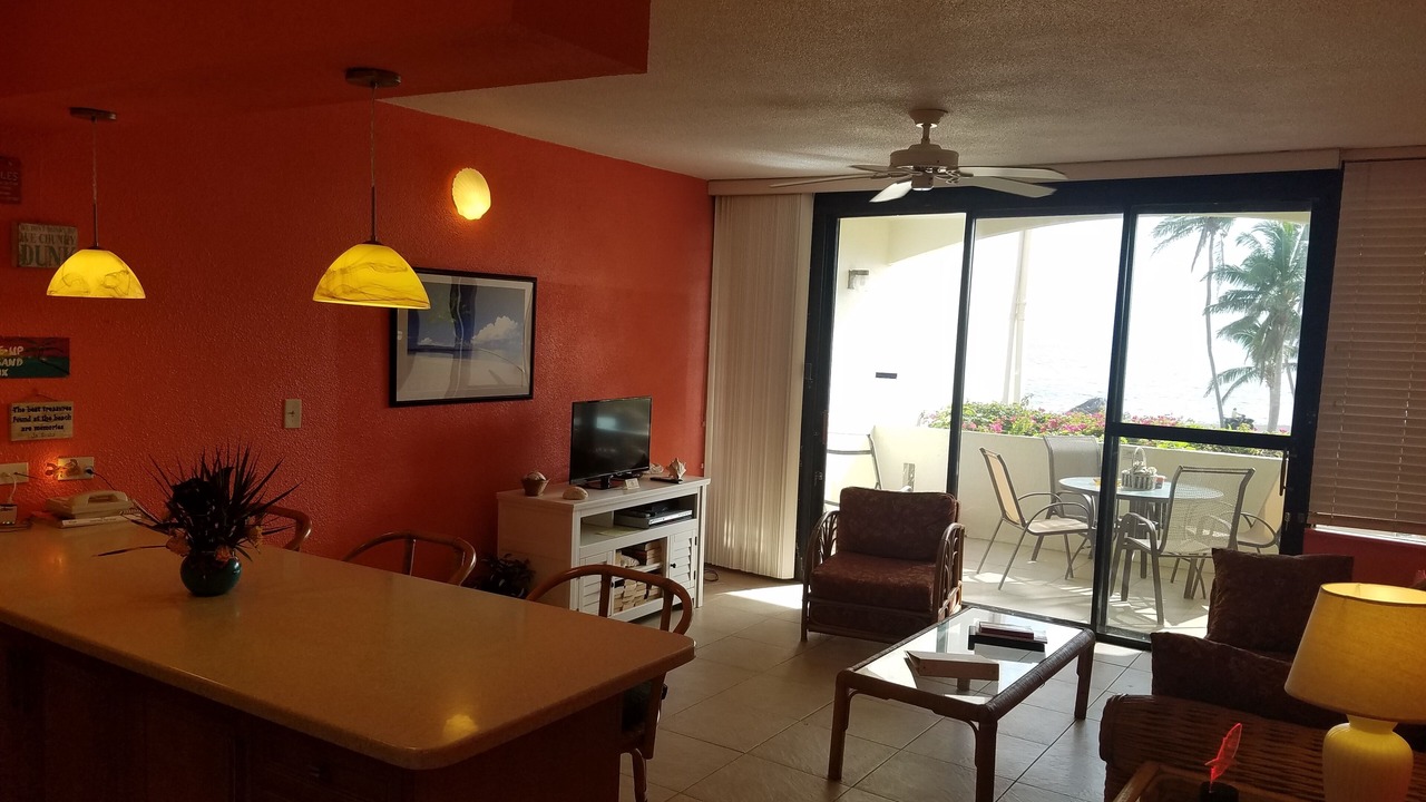 Photo of Livingroom in Estate Golden Rock