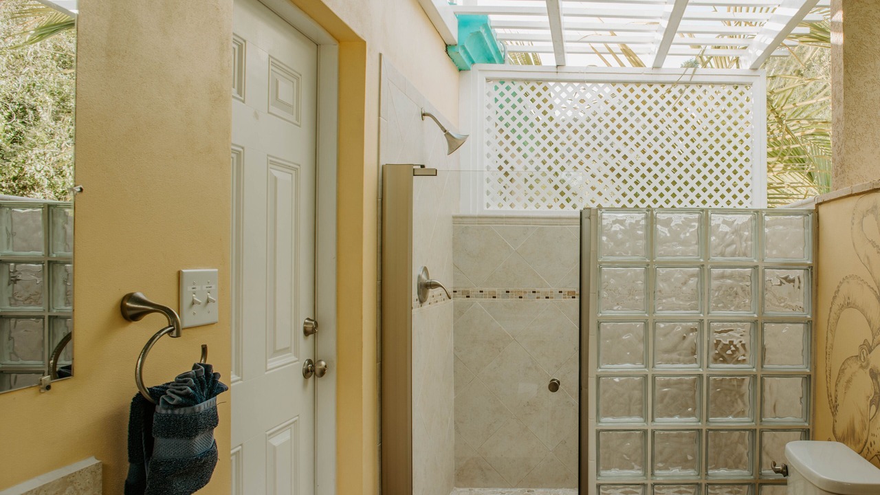 Photo of Bathroom in Estate Carolina