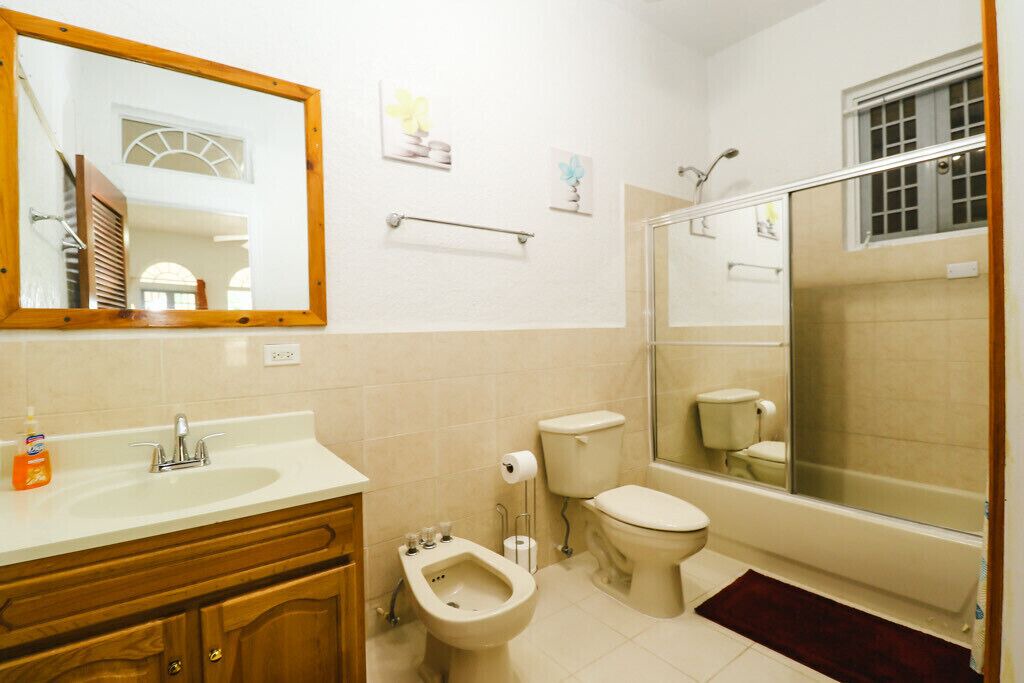 Photo of Bathroom in Estate Hope West